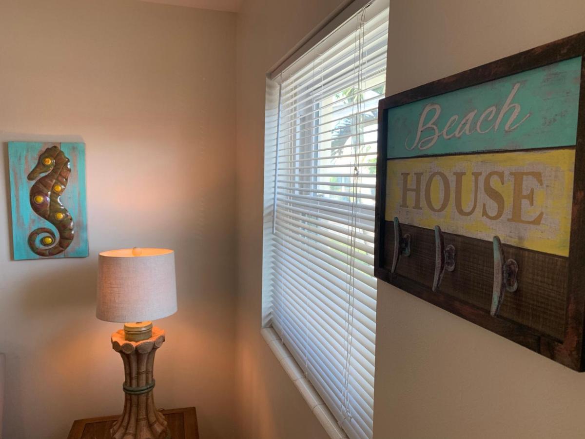 Michaels -Beachside Bungalows St. Pete Beach Esterno foto