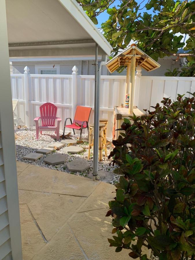 Michaels -Beachside Bungalows St. Pete Beach Esterno foto